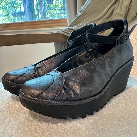 FLY LONDON Yase Ankle Strap Wedge | 38 US 7.5-8 | Graphite Pewter silver gray - Picture 2 of 9